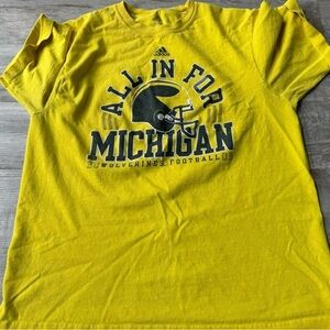 2009 ADIDAS ALL IN FOR MICHIGAN WOLVERINES  FOOTBALL T‎ Shirt  Fits Size Medium